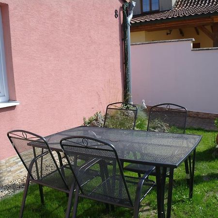 Rodinny Dom Auris Piest'any Exterior foto