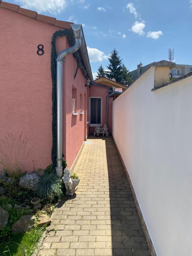Rodinny Dom Auris Piest'any Exterior foto
